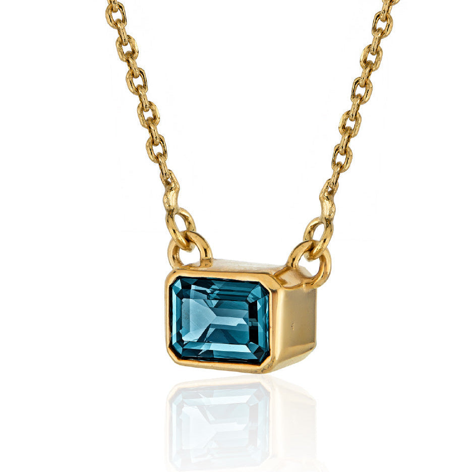 ALEXANDRITE | JUNE